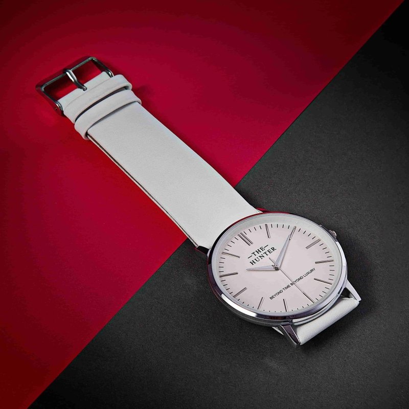 Arctic Elegance: The Hunter's All - White Minimalist Watch H1049watch